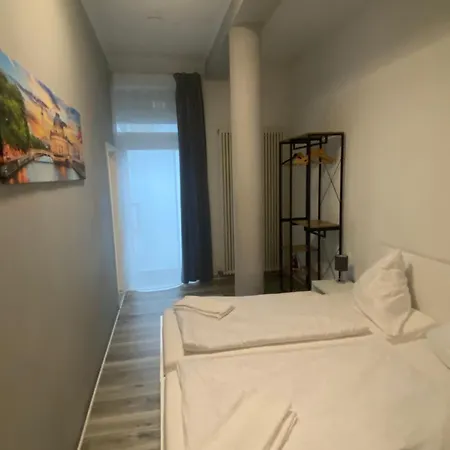 City-apartment Timeless- Frisch Renoviert * Berlin
